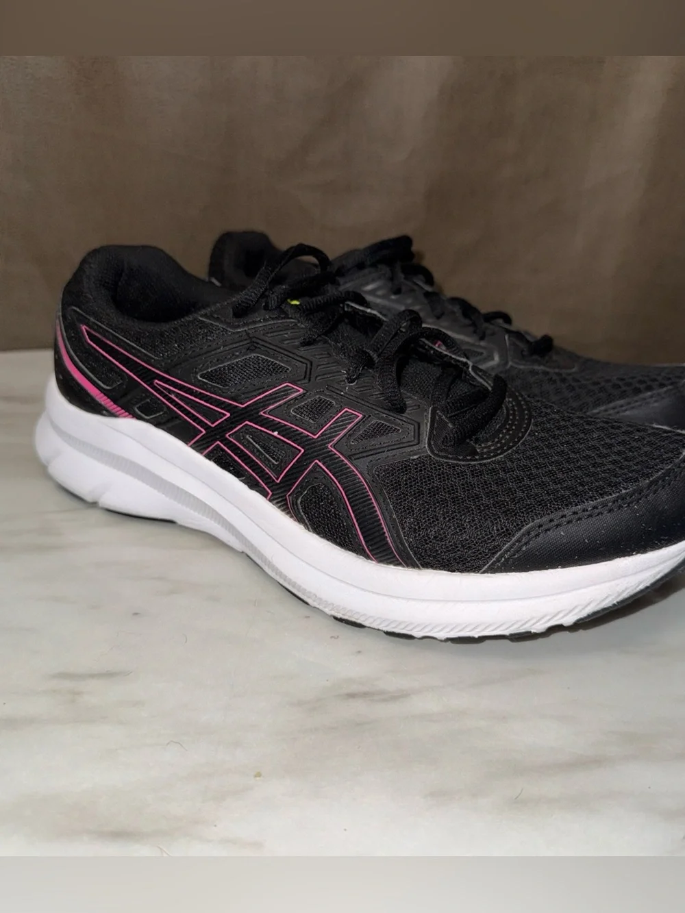 ASICS Jolt 3 Women’s Athletic Running Shoes Sneakers Size 9 Black Pink 1012A908